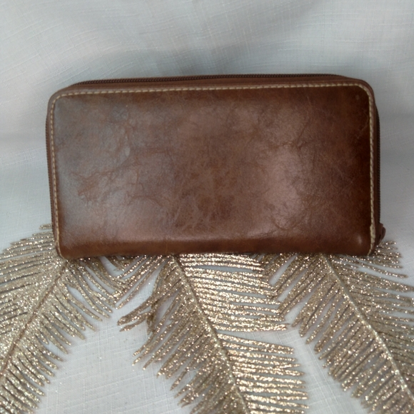 Brown Rosetti wallet - Picture 2 of 4